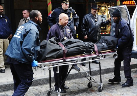 Mark Madoff's corpse leaving building after suicide